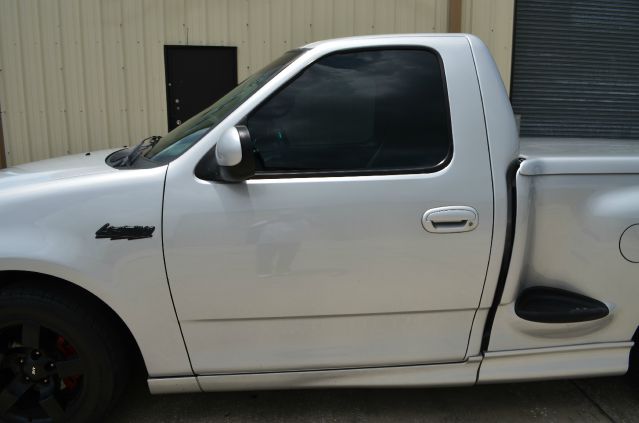 Ford F150 2001 photo 1