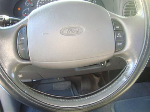 Ford F150 2002 photo 1