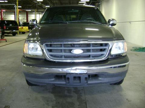 Ford F150 2002 photo 1
