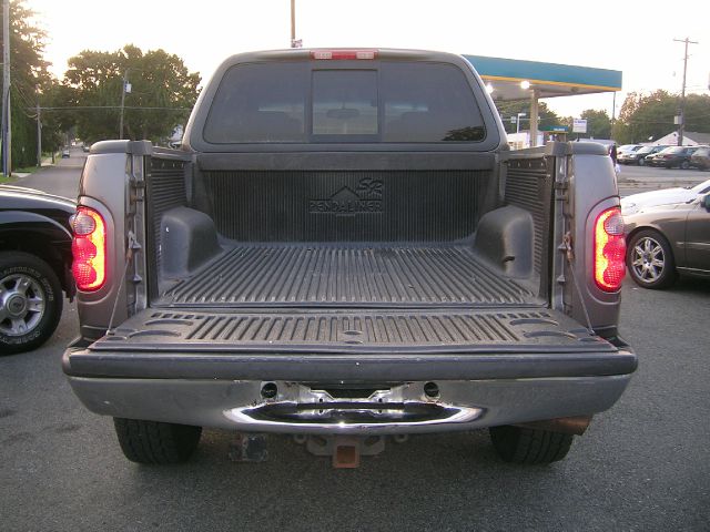 Ford F150 2002 photo 2