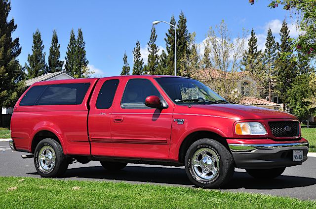 Ford F150 2002 photo 2
