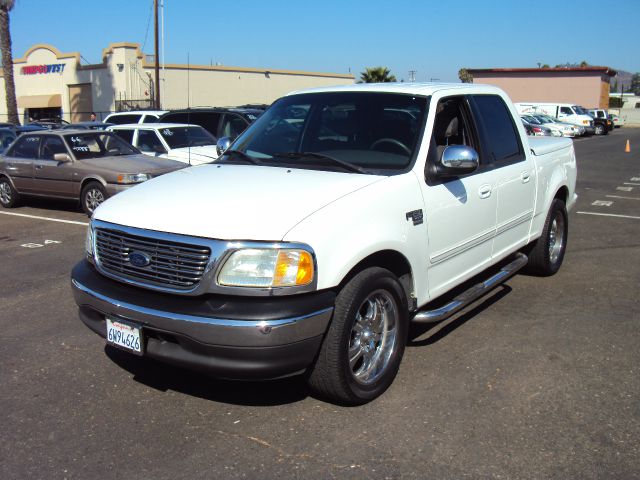 Ford F150 2002 photo 1