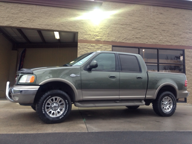 Ford F150 2002 photo 2