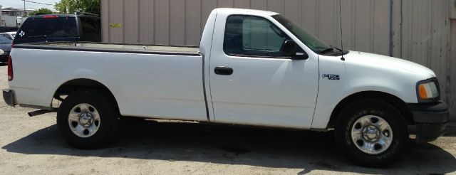 Ford F150 2002 photo 1