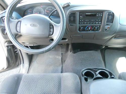 Ford F150 2002 photo 1
