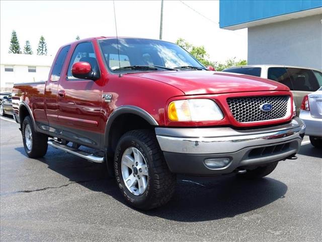 Ford F150 LT Z-71 Crew Cab 4x4 Pickup Truck