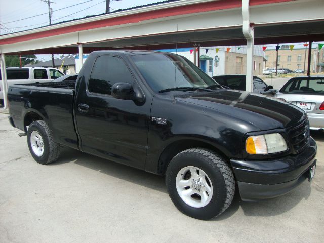 Ford F150 2002 photo 1