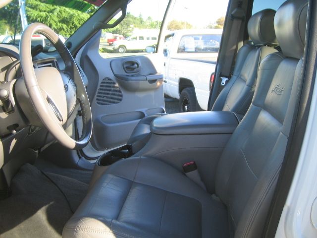 Ford F150 2002 photo 2