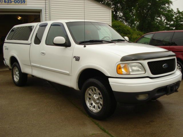 Ford F150 2002 photo 1