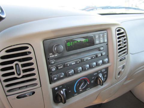 Ford F150 2002 photo 1