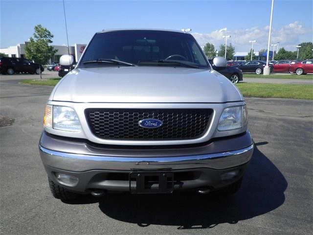 Ford F150 2002 photo 2