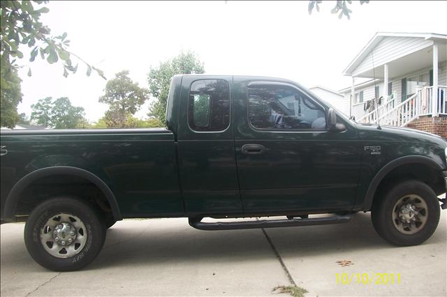 Ford F150 2002 photo 2