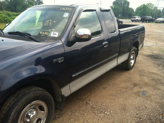 Ford F150 2002 photo 2