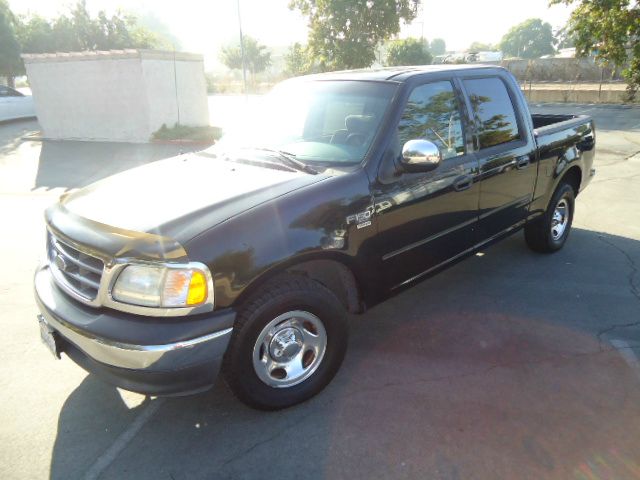 Ford F150 2002 photo 1