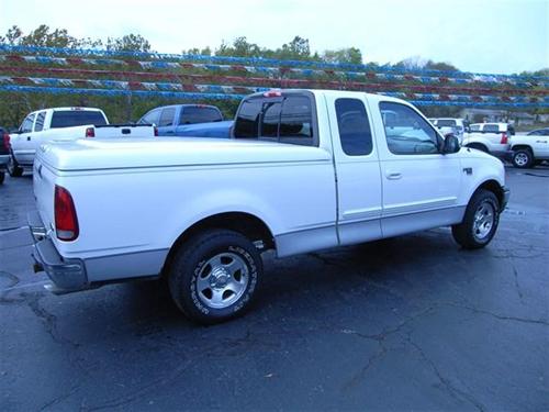Ford F150 2002 photo 2