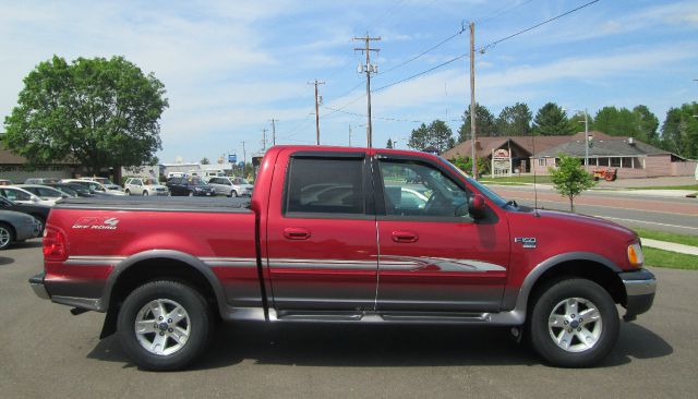 Ford F150 LT Crew Cab Pickup Truck