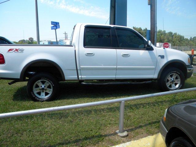 Ford F150 2002 photo 2