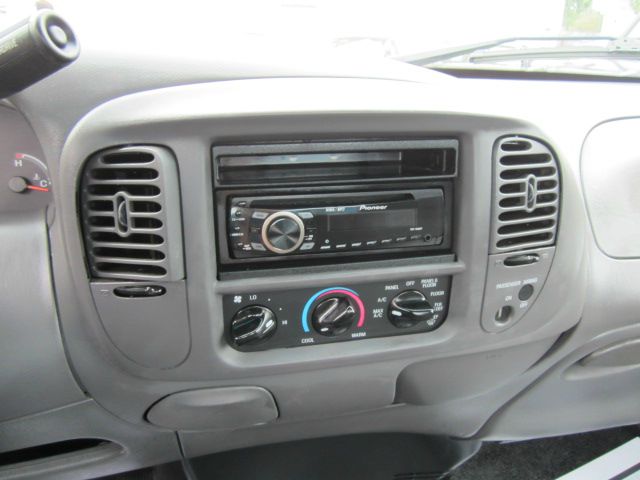 Ford F150 2002 photo 3