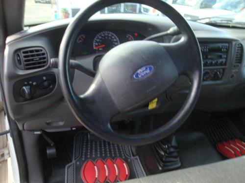 Ford F150 2003 photo 3