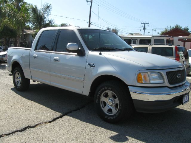 Ford F150 2003 photo 2