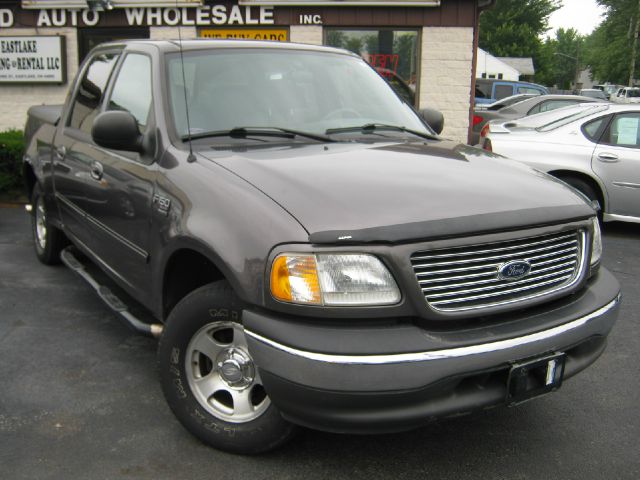 Ford F150 2003 photo 2