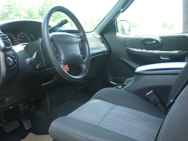 Ford F150 2003 photo 11