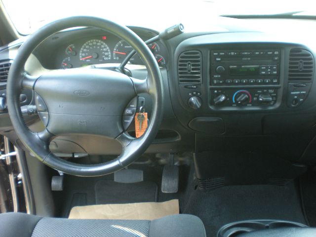 Ford F150 2003 photo 3