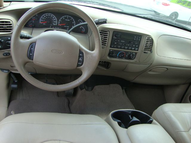 Ford F150 2003 photo 2