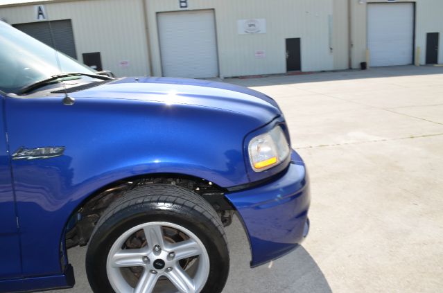 Ford F150 2003 photo 1