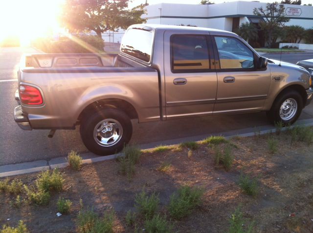 Ford F150 2003 photo 1