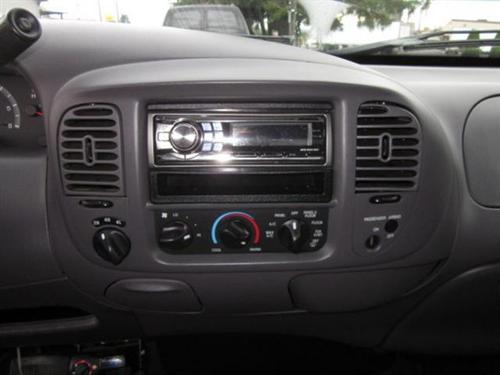 Ford F150 2003 photo 3