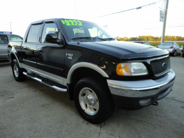 Ford F150 1500 Extended Cab SLE Pickup Truck
