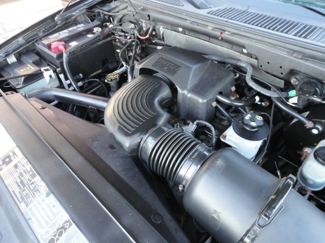 Ford F150 2003 photo 2