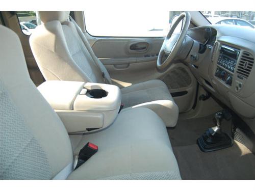 Ford F150 2003 photo 2