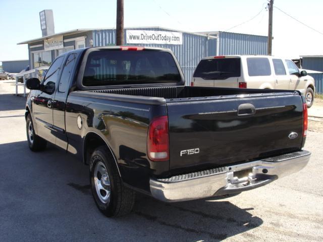 Ford F150 2003 photo 2