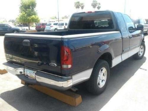 Ford F150 2003 photo 2