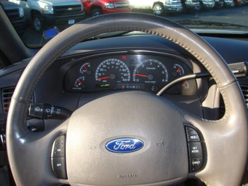 Ford F150 2003 photo 2