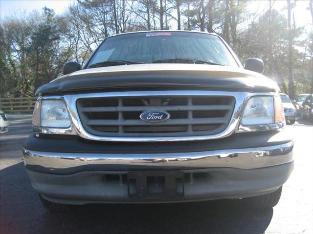 Ford F150 2003 photo 1