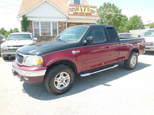 Ford F150 2003 photo 2