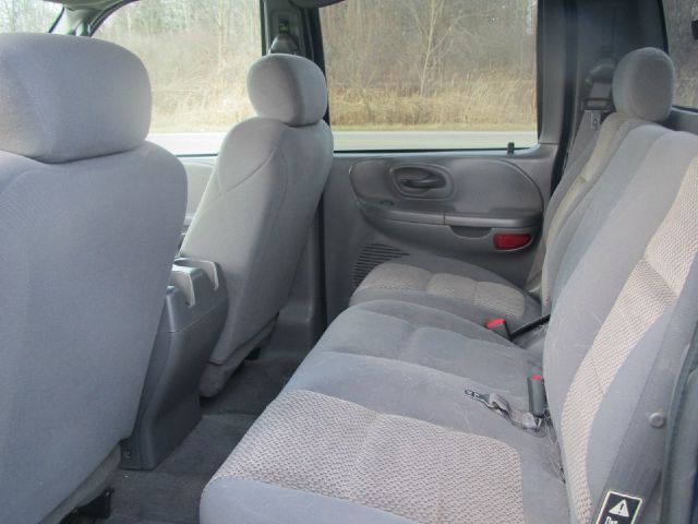 Ford F150 2500 SL Pickup Truck