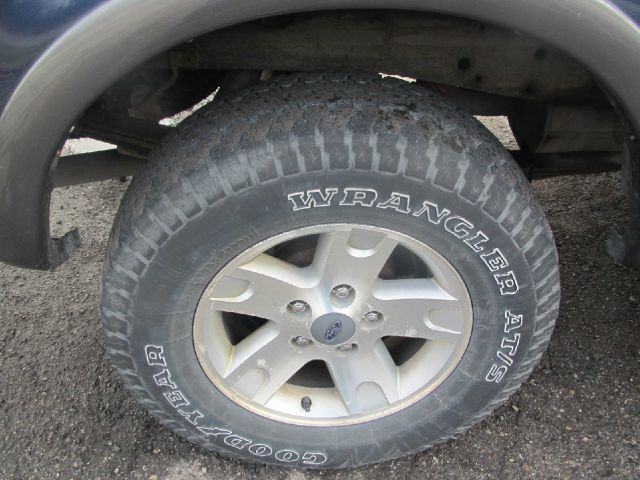 Ford F150 2003 photo 1