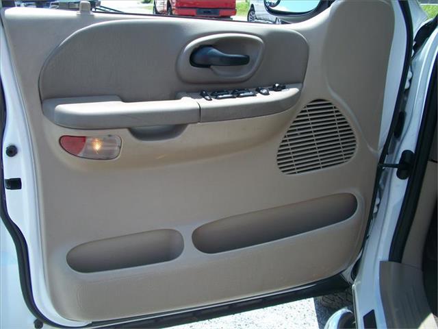 Ford F150 2003 photo 4