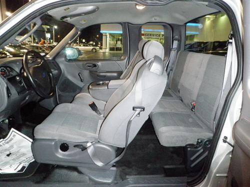 Ford F150 2003 photo 2