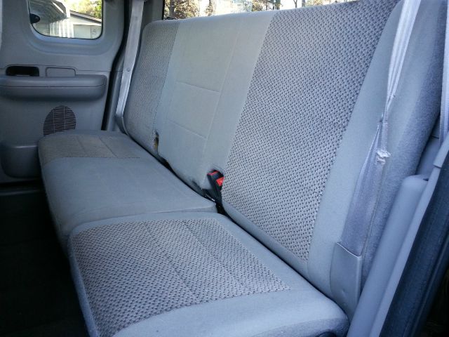 Ford F150 2003 photo 2