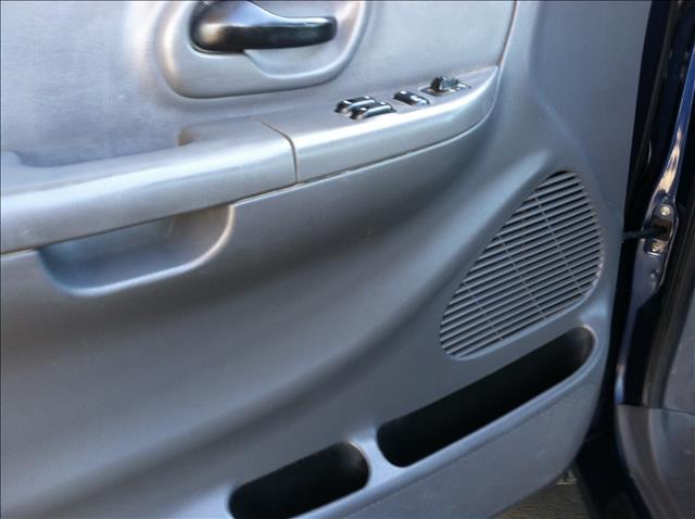 Ford F150 2003 photo 4