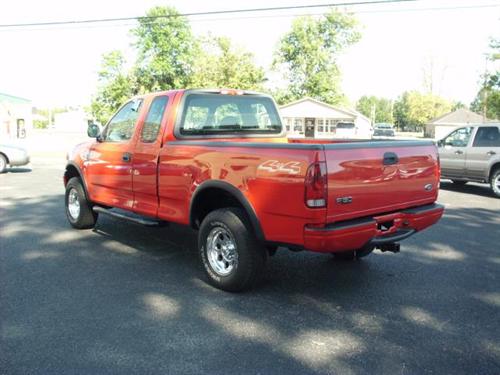 Ford F150 2003 photo 2