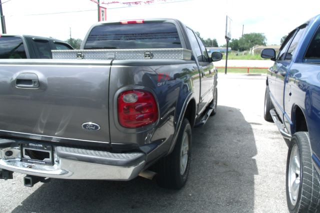 Ford F150 2003 photo 1