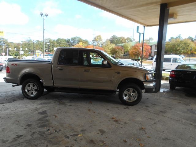 Ford F150 2003 photo 2