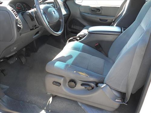 Ford F150 2003 photo 2