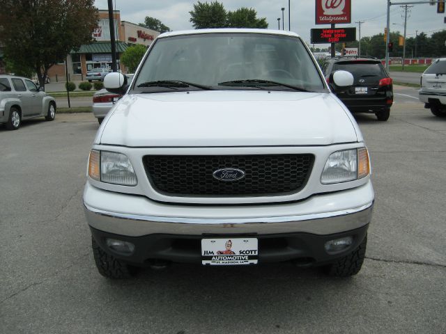 Ford F150 2003 photo 2